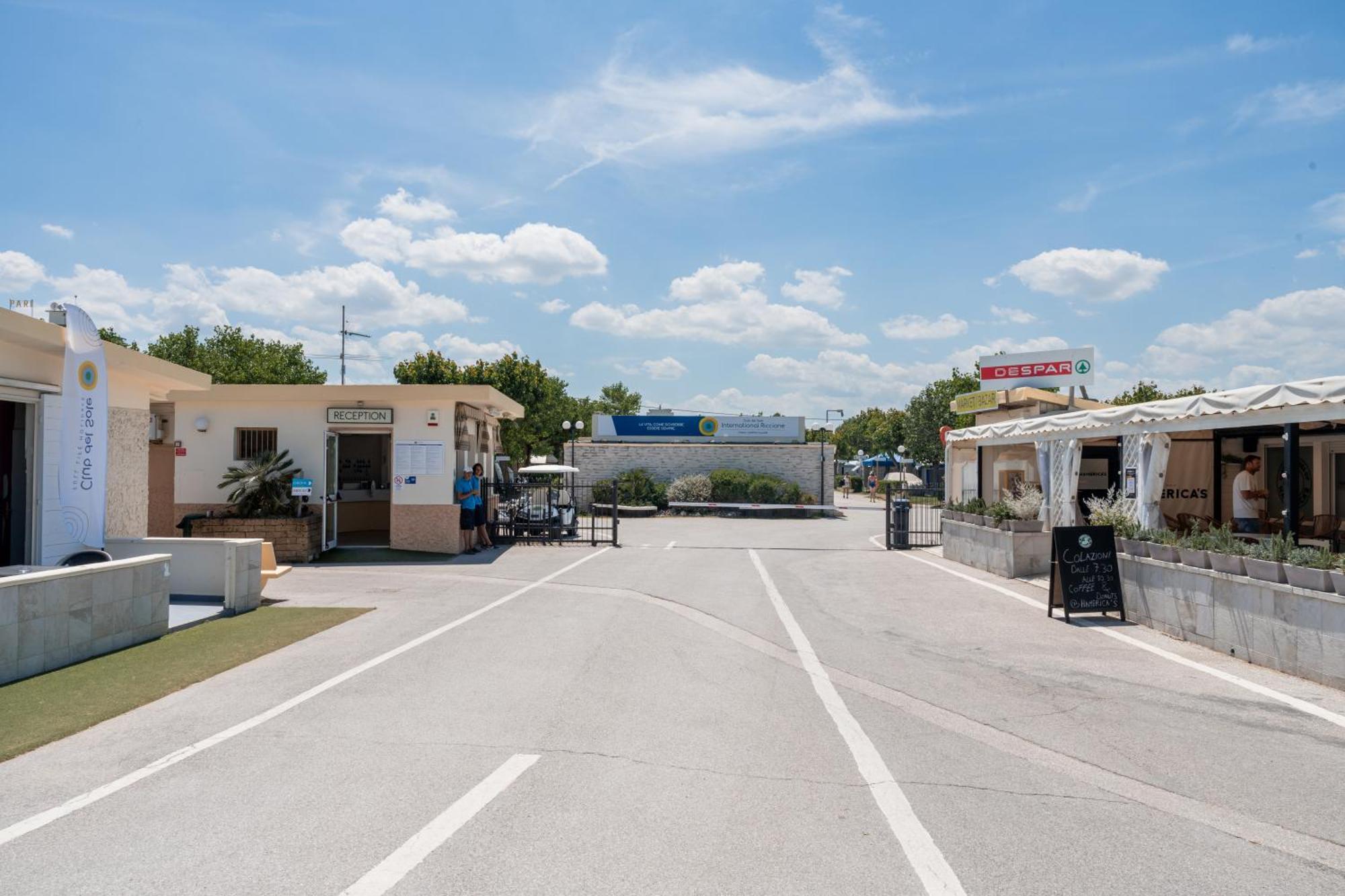 Club Del Sole International Riccione Easy Camping Village Eksteriør billede