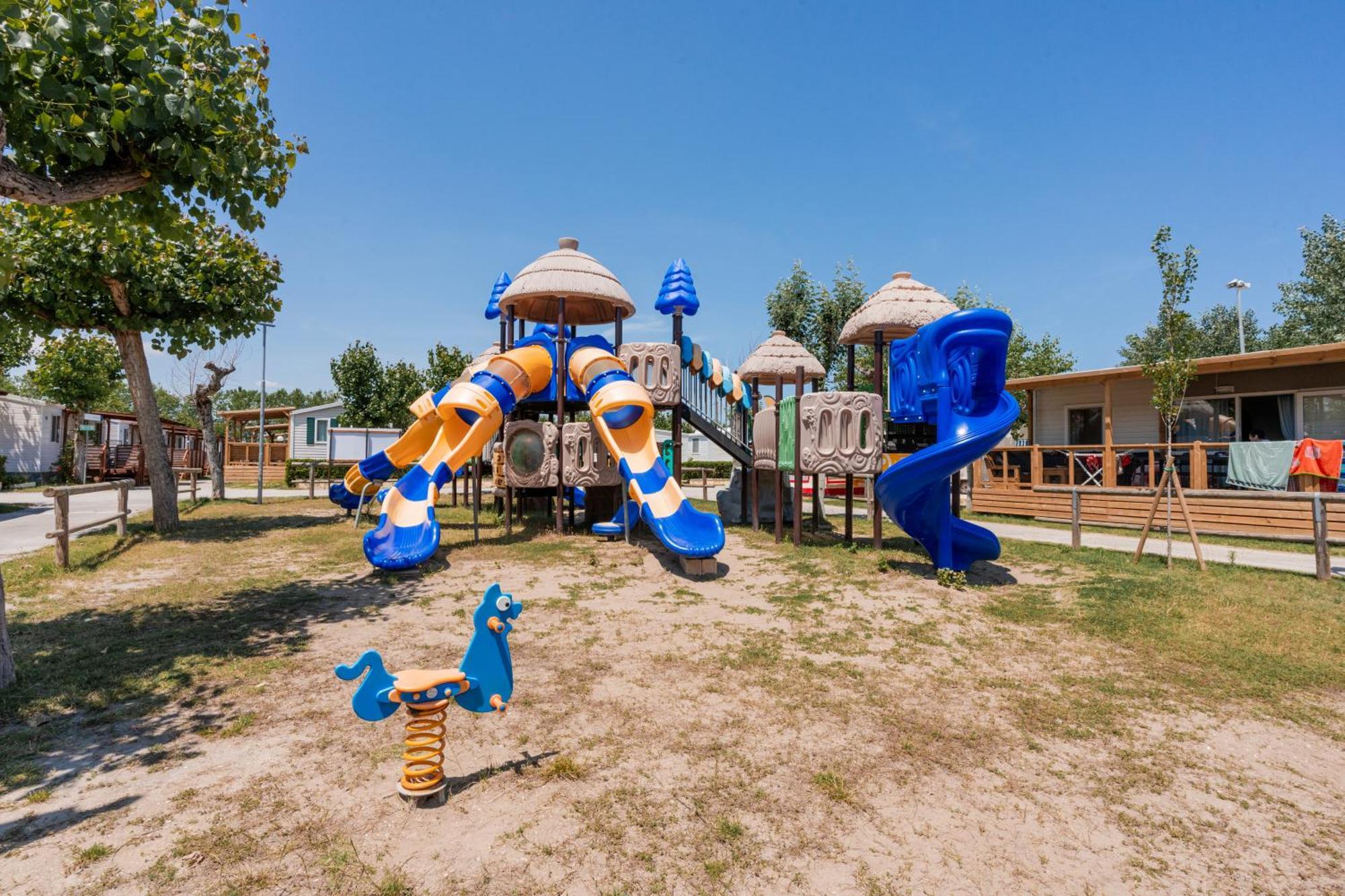 Club Del Sole International Riccione Easy Camping Village Eksteriør billede