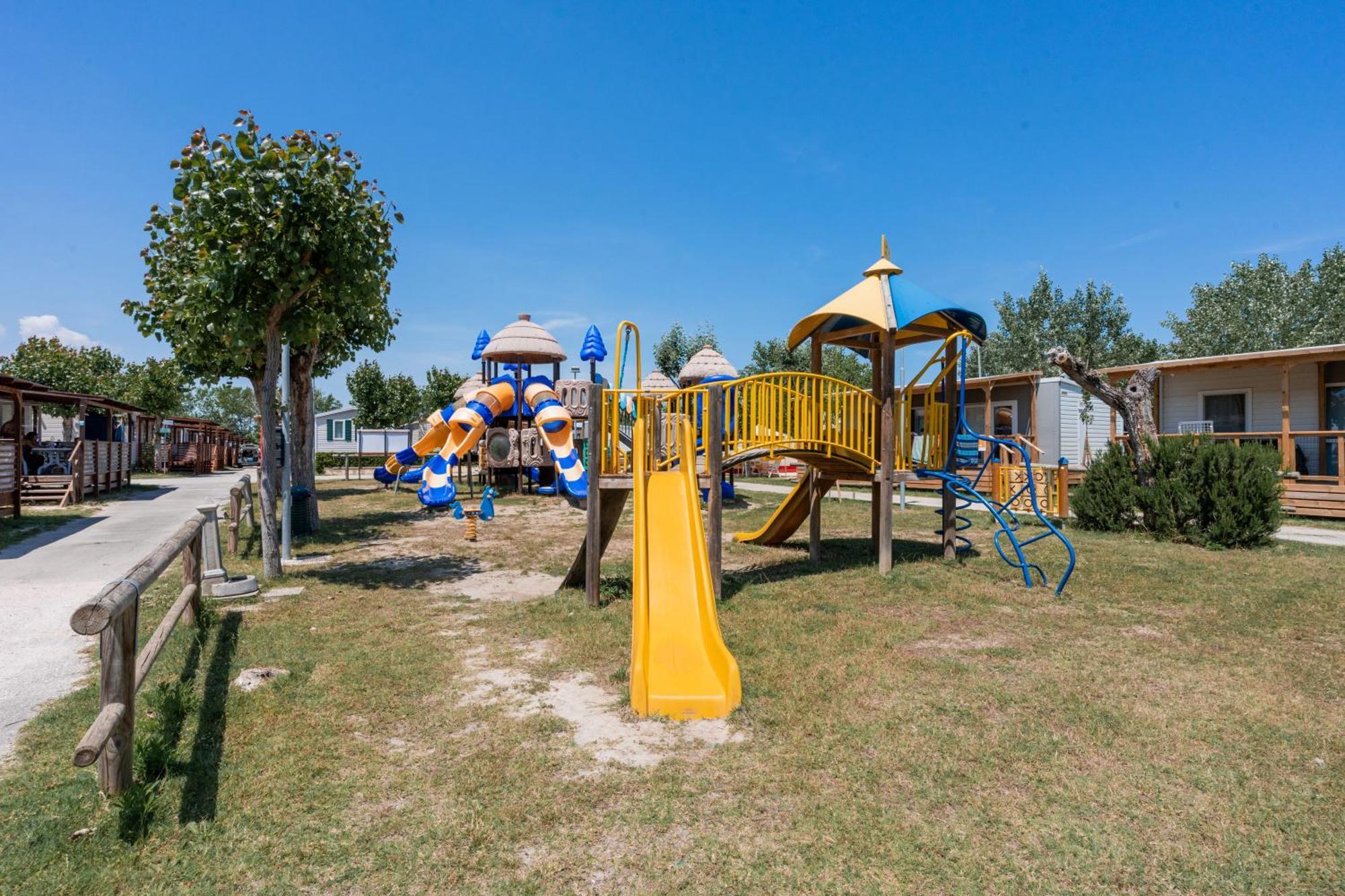 Club Del Sole Riccione Easy Camping Village Eksteriør billede